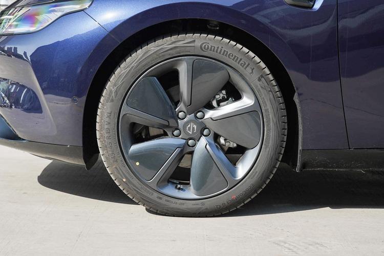 汽车轮毂多少钱一个／零跑轮毂多少钱