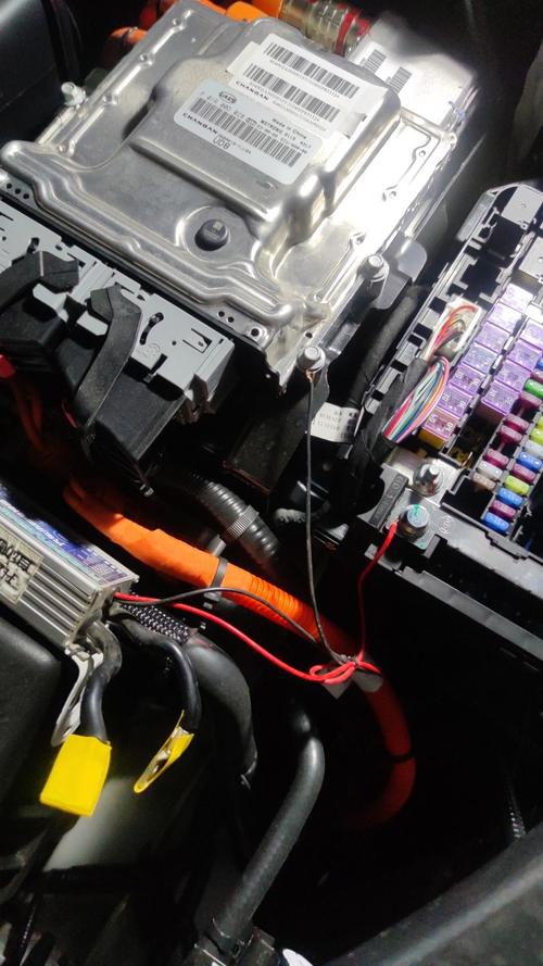 欧尚z6idd亏电实际油耗,欧尚a600电池