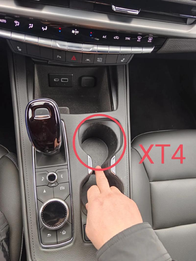 凯迪拉克cts后备箱按钮在哪里 凯迪拉克cts后备箱应急开关