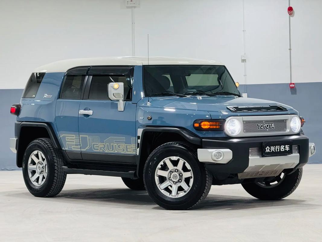 fj酷路泽2021款,fj酷路泽2020新款排量