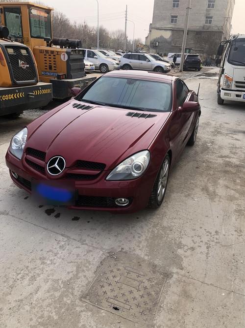 二手奔驰slk200 二手奔驰建议买几年的