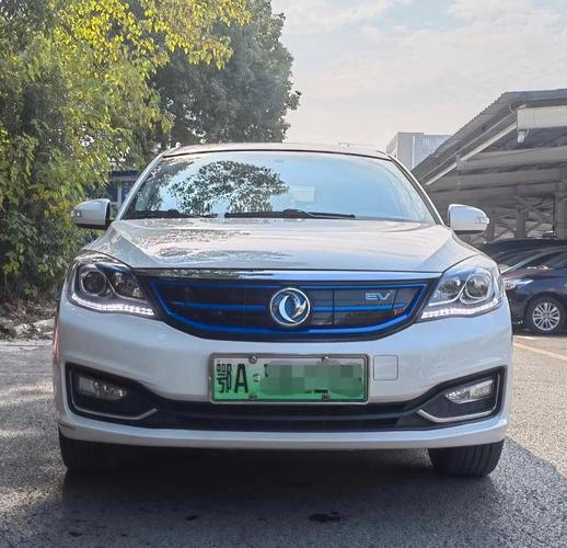 东风汽车报价及图片,东风e70新能源汽车报价及图片