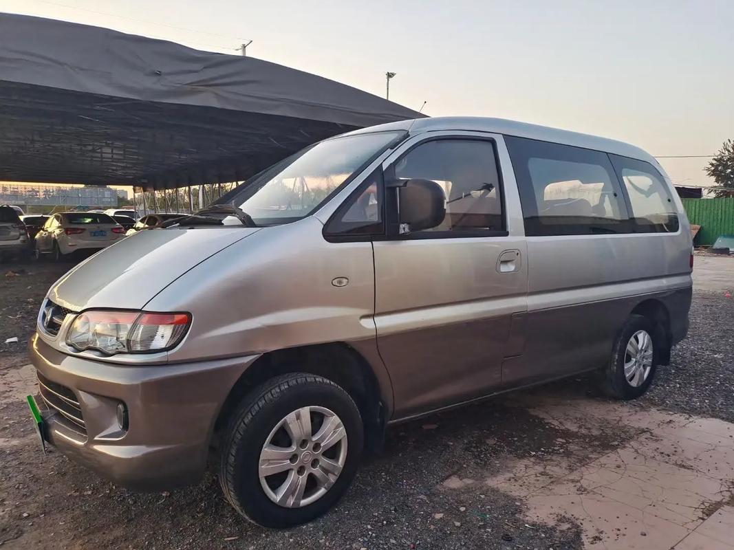 东风菱智v3怎么样(东风菱智v32014款)