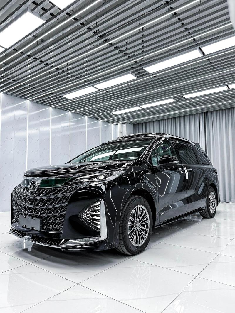 丰田塞纳2021款尺寸(丰田塞纳2021款参数配置)