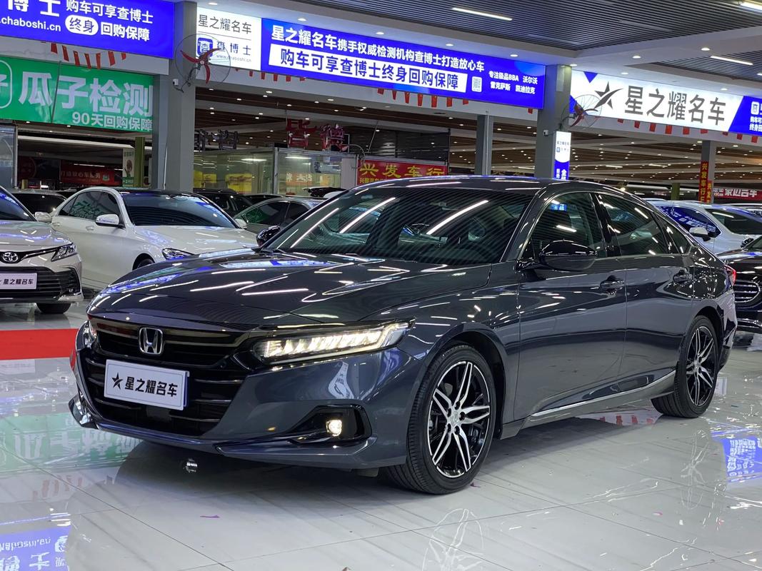 【雅阁王2023款报价及图片,2021本田雅阁王】